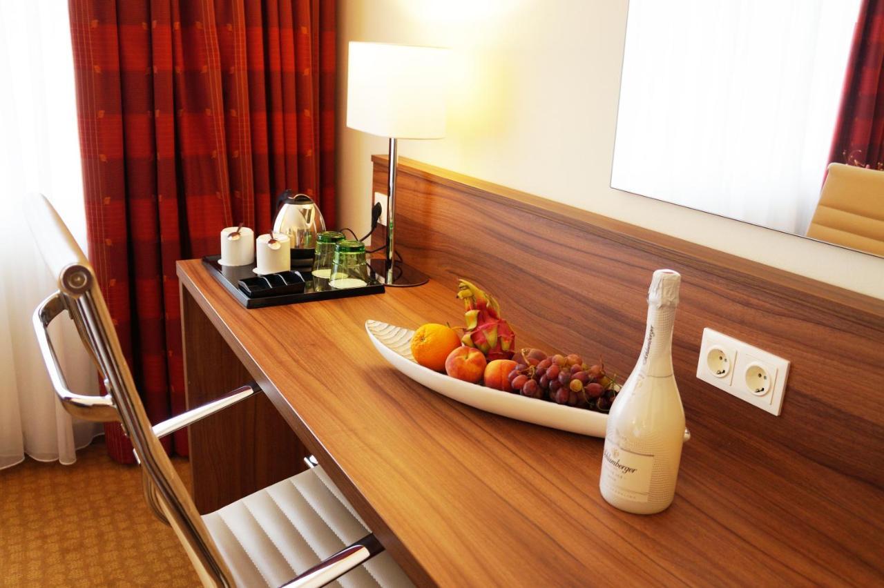 Carathotel Park Hotel Viena